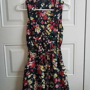 Floral Dress (with pockets)